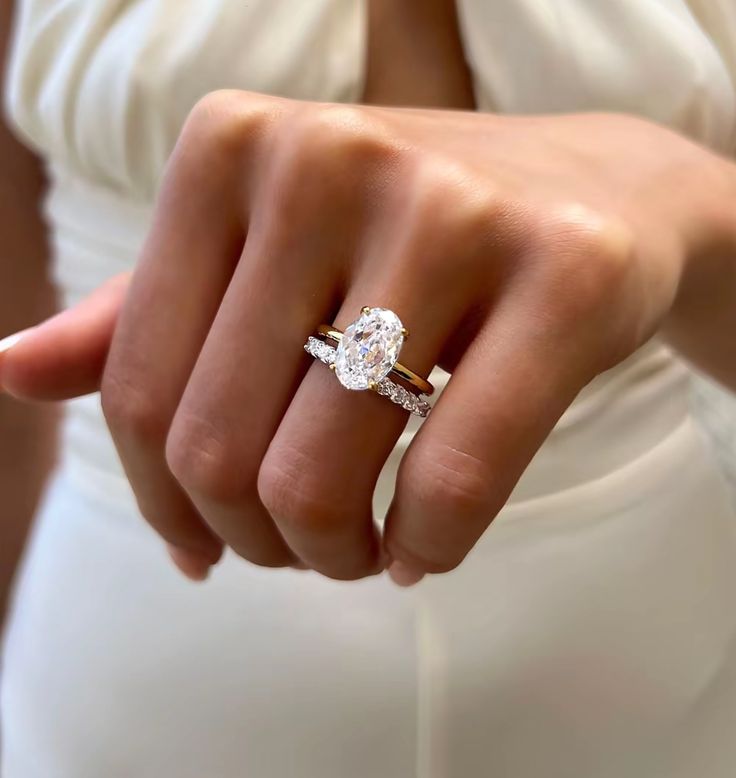 ENGAGEMENT RINGS