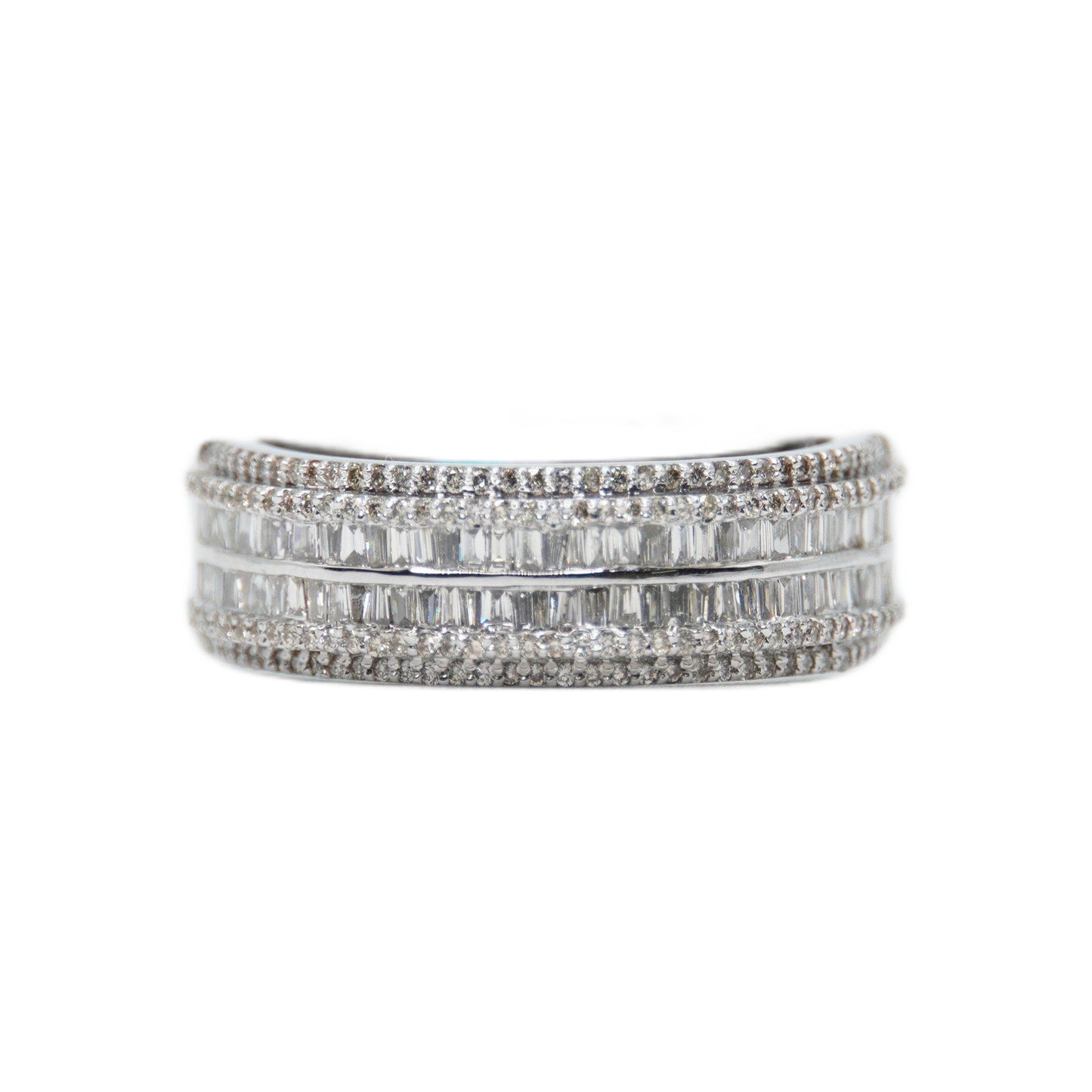 10k Solid Gold VS Diamond Single-Row Baguette Band