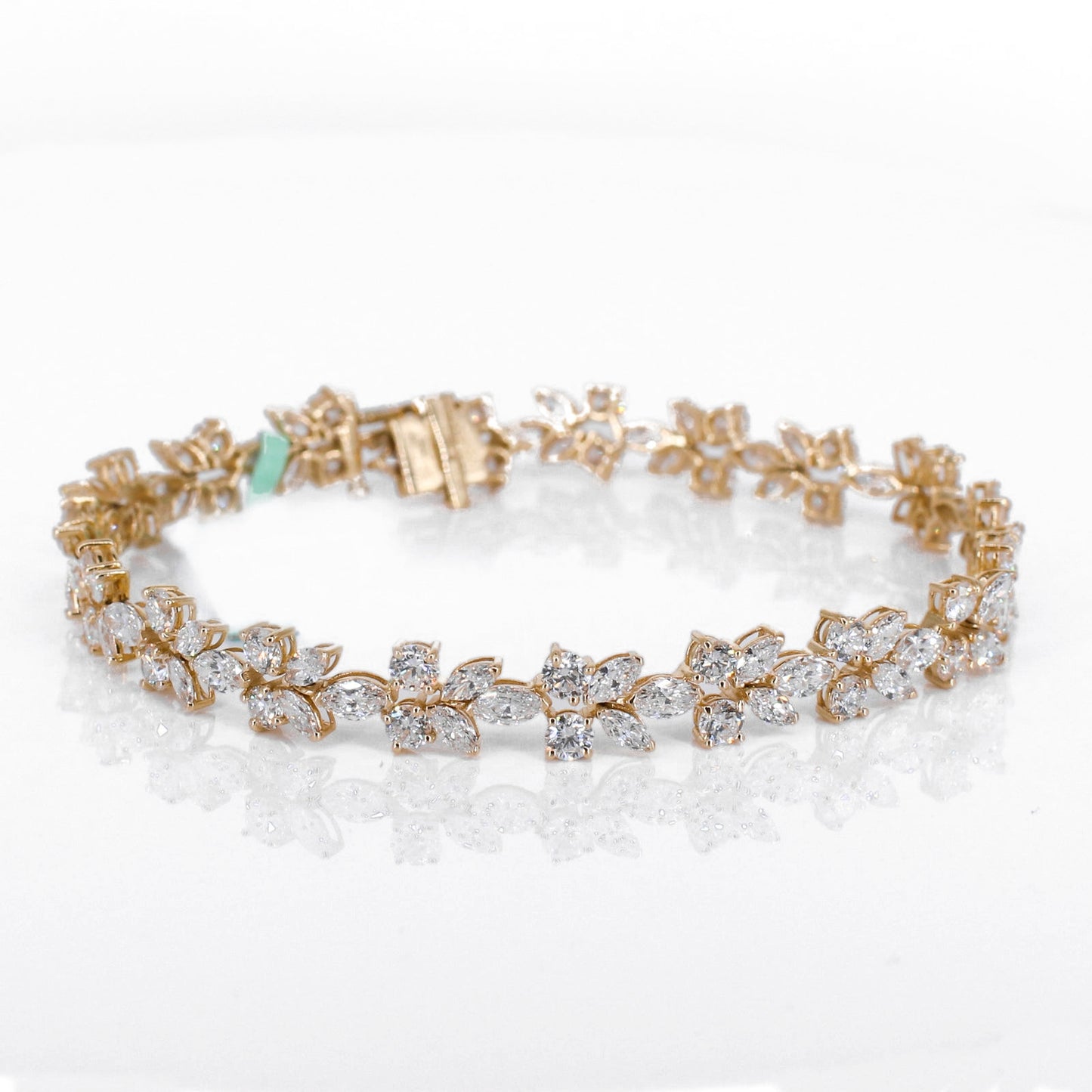 14k Solid Gold Lab Diamond Leaf Bracelet