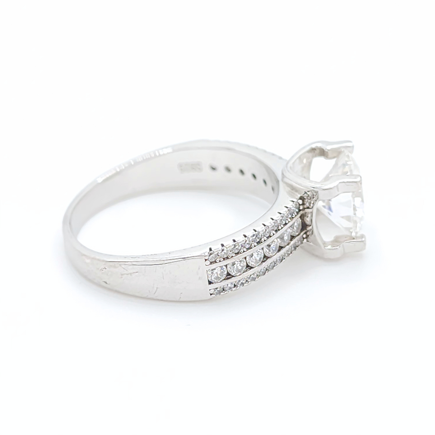 2ct Moissanite Round Cut Engagement Ring