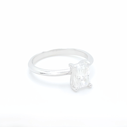 1ct Moissanite Emrald Solitaire Ring