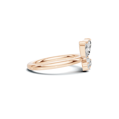 Elegant Butterfly Motif Ring