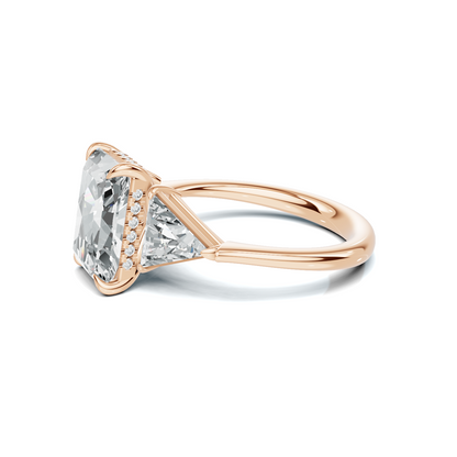 Elegant Geometric Accent Ring