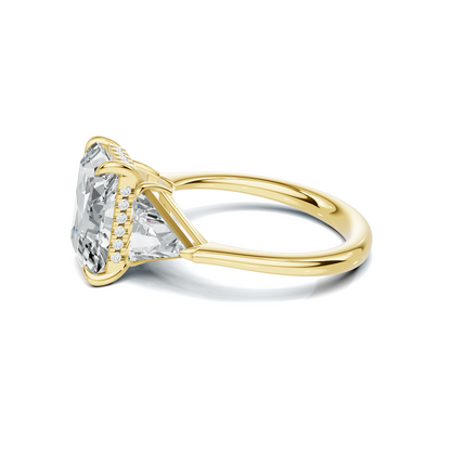 Elegant Geometric Accent Ring
