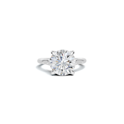 Elegant Minimalist Solitaire Ring