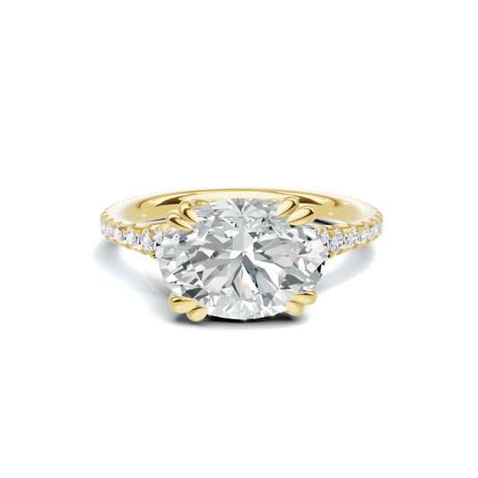 Elegant Twisted Band Ring