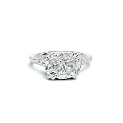 Elegant Twisted Band Ring