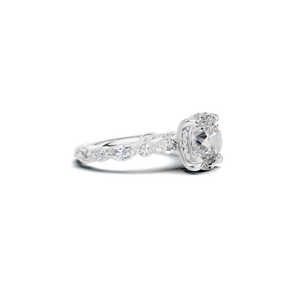 Grand Accented Band Ring