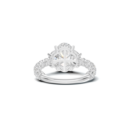 Luxe Brilliant Shared Prong Ring
