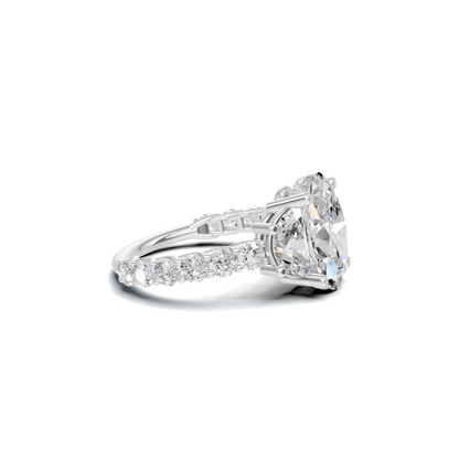 Luxe Brilliant Shared Prong Ring