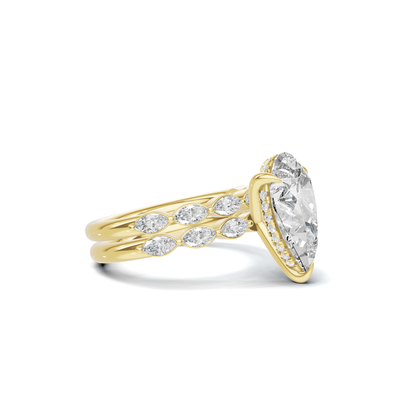Luxe Elegant Accented Statement Ring