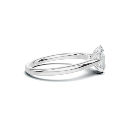 Luxe Elegant Minimalist Solitaire Ring