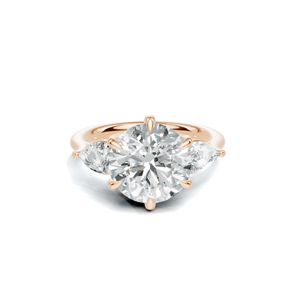 Luxe Elegant Three Stone Ring