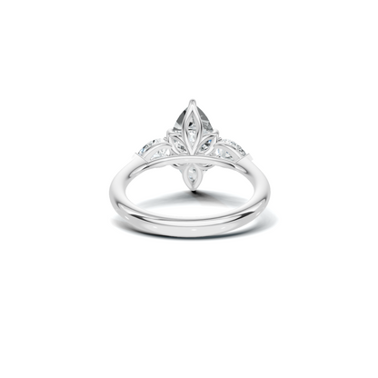 Luxe Sophisticated Three Stone Ring
